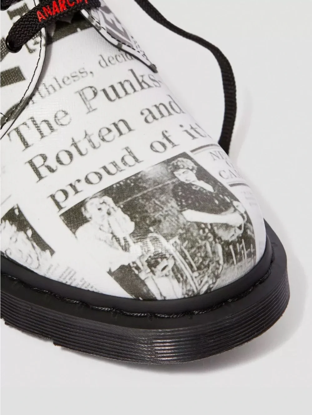 Dr. Martens 1461 Sex Pistols News Paper Print Backhand Women’s size 7 NEW!!!